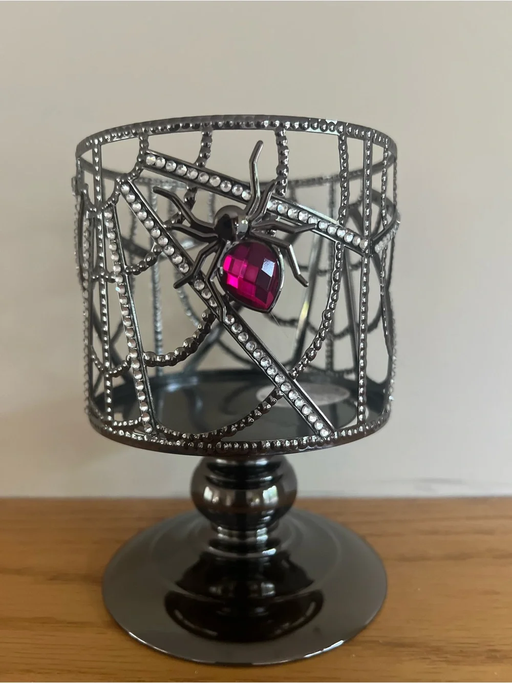 Bath Body Works 3 Wicks Halloween pedestal candle holder purple gem spider goth